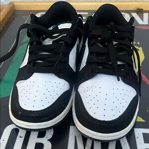 Nike Black and White Men's Sneakers